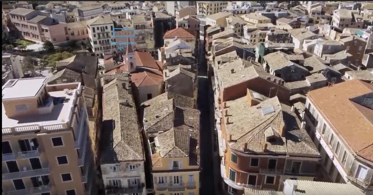 "San Giacomo Square Apt." In The Heart Of Old Town Corfu  Екстериор снимка