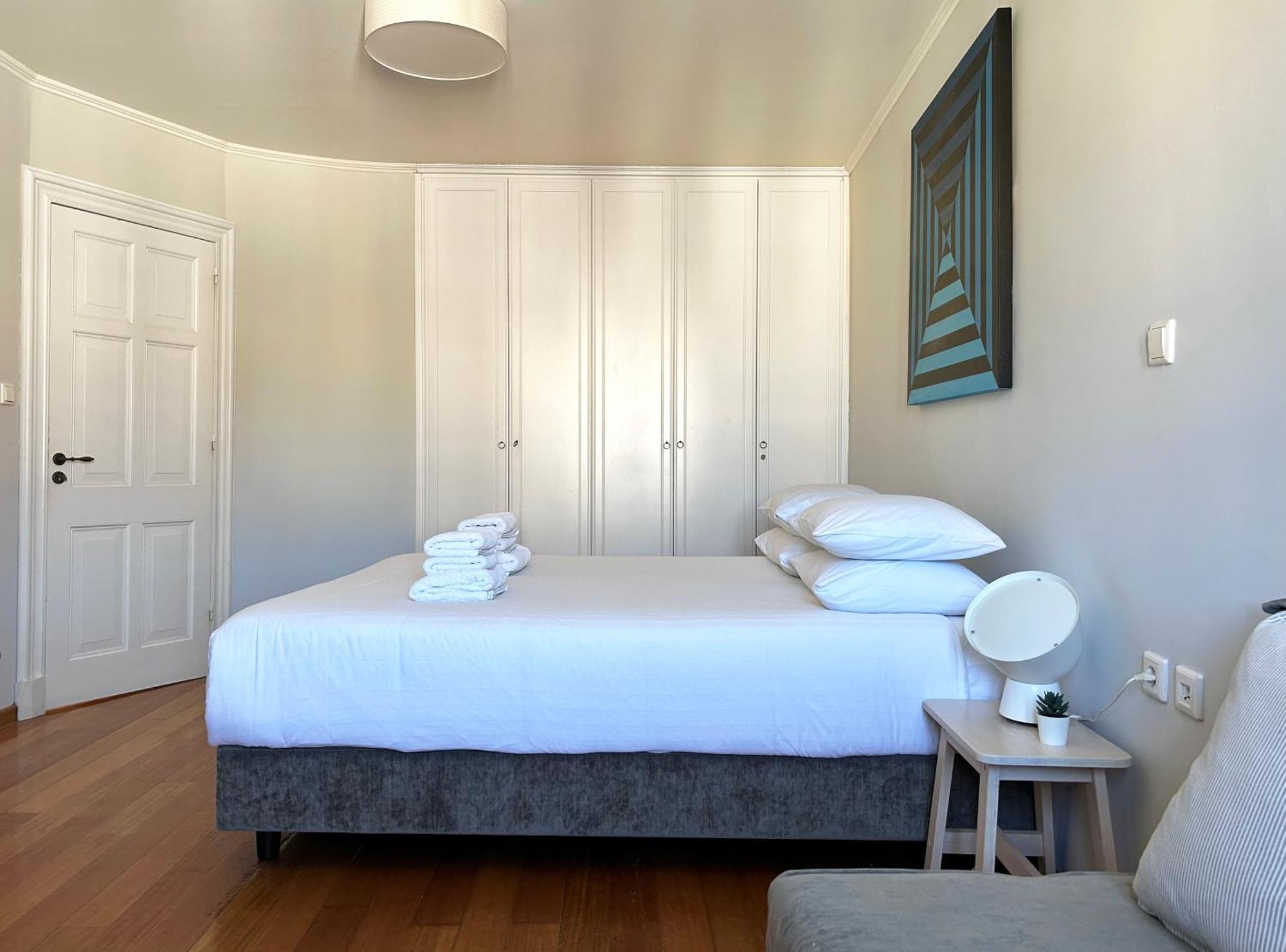 "San Giacomo Square Apt." In The Heart Of Old Town Corfu  Екстериор снимка